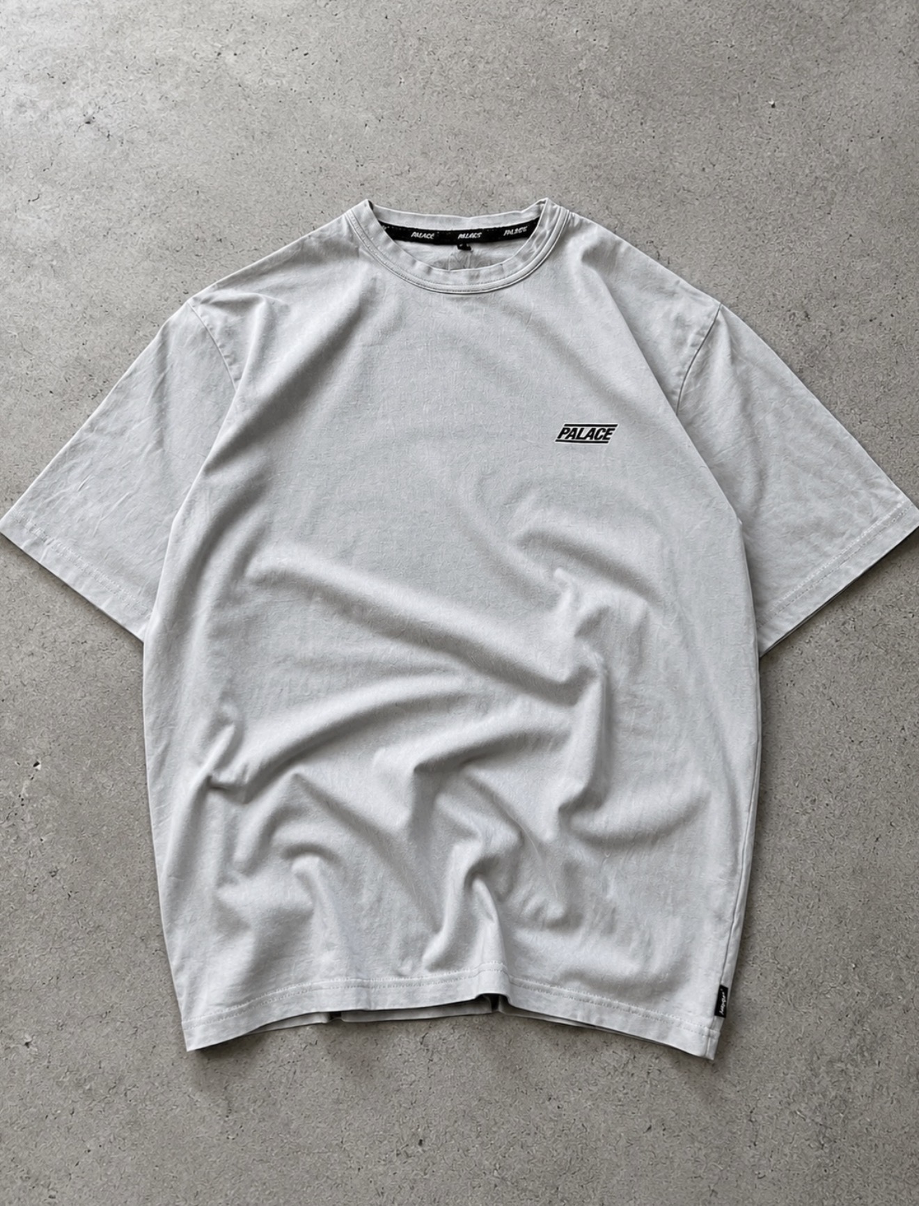 Palace White Tee (M)