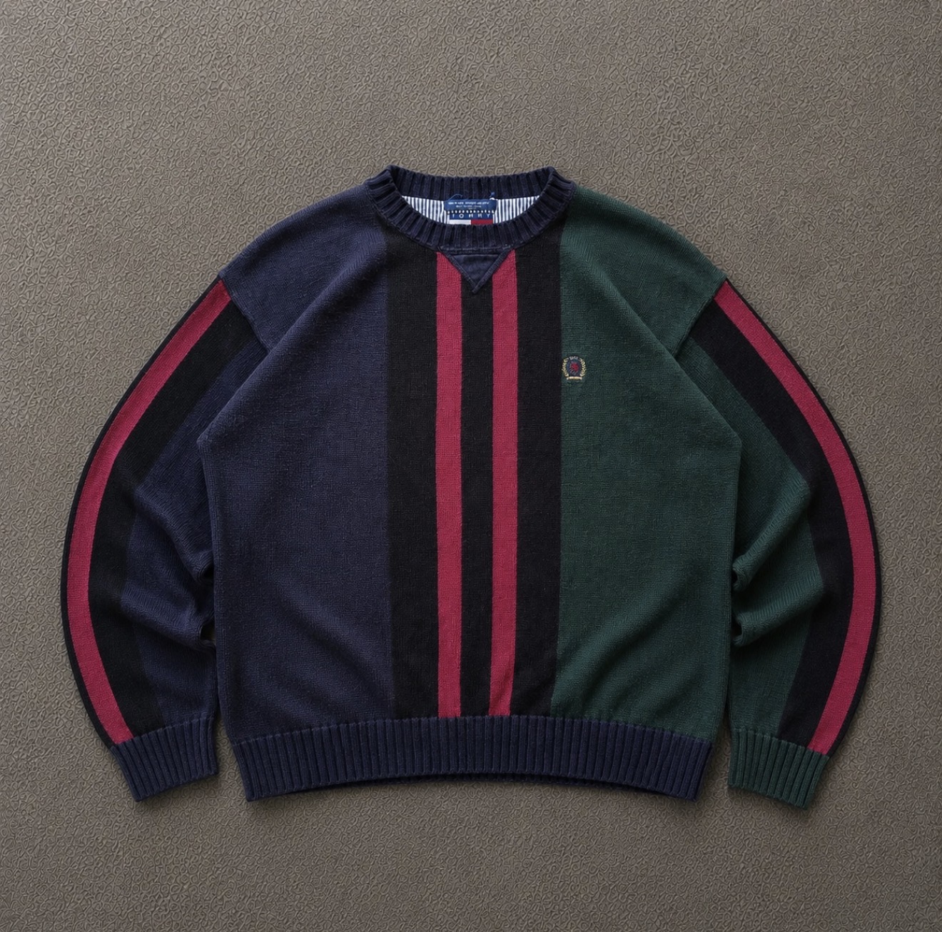 TOMMY HILFIGER vintage sweater (XL)